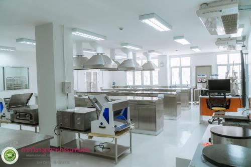 ภาพบรรยากาศห้องปฏิบัติการ (Laboratory Atmosphere)